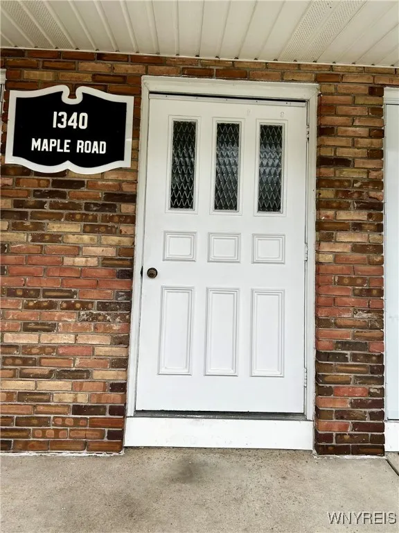 1340 Maple Road 5, Amherst, New York 14221, Amherst, New York 14221, 2 Bedrooms Bedrooms, 5 Rooms Rooms,1 BathroomBathrooms,Residential,For Sale,1340 Maple Road 5, Amherst, New York 14221,B1633026