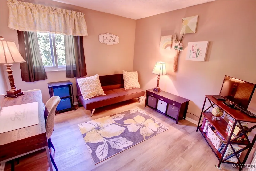 4015 Towers Place, Hamburg, New York 14075, Hamburg, New York 14075, 4 Bedrooms Bedrooms, 9 Rooms Rooms,2 BathroomsBathrooms,Residential,For Sale,4015 Towers Place, Hamburg, New York 14075,B1633134