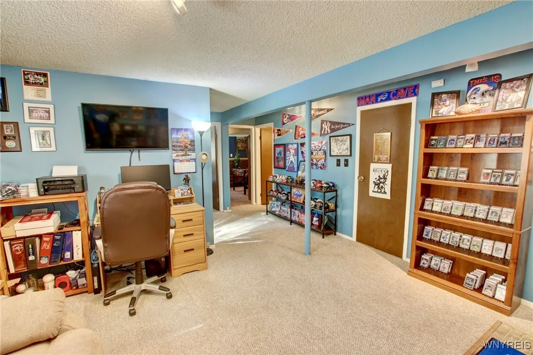 4015 Towers Place, Hamburg, New York 14075, Hamburg, New York 14075, 4 Bedrooms Bedrooms, 9 Rooms Rooms,2 BathroomsBathrooms,Residential,For Sale,4015 Towers Place, Hamburg, New York 14075,B1633134