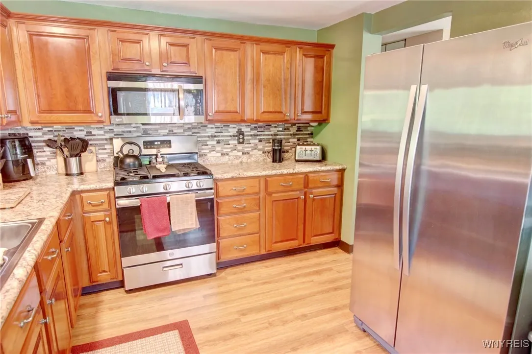 4015 Towers Place, Hamburg, New York 14075, Hamburg, New York 14075, 4 Bedrooms Bedrooms, 9 Rooms Rooms,2 BathroomsBathrooms,Residential,For Sale,4015 Towers Place, Hamburg, New York 14075,B1633134
