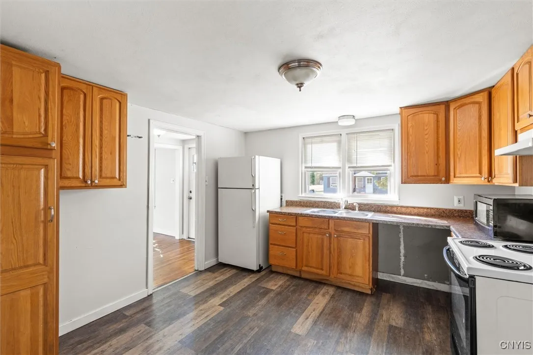 901 Kinne Street, Onondaga, New York 13057, Onondaga, New York 13057, 3 Bedrooms Bedrooms, 7 Rooms Rooms,1 BathroomBathrooms,Residential,For Sale,901 Kinne Street, Onondaga, New York 13057,S1633061