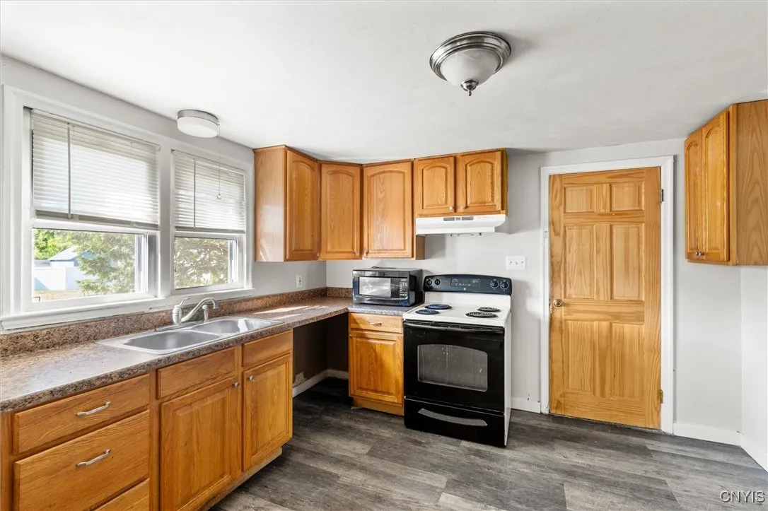 901 Kinne Street, Onondaga, New York 13057, Onondaga, New York 13057, 3 Bedrooms Bedrooms, 7 Rooms Rooms,1 BathroomBathrooms,Residential,For Sale,901 Kinne Street, Onondaga, New York 13057,S1633061