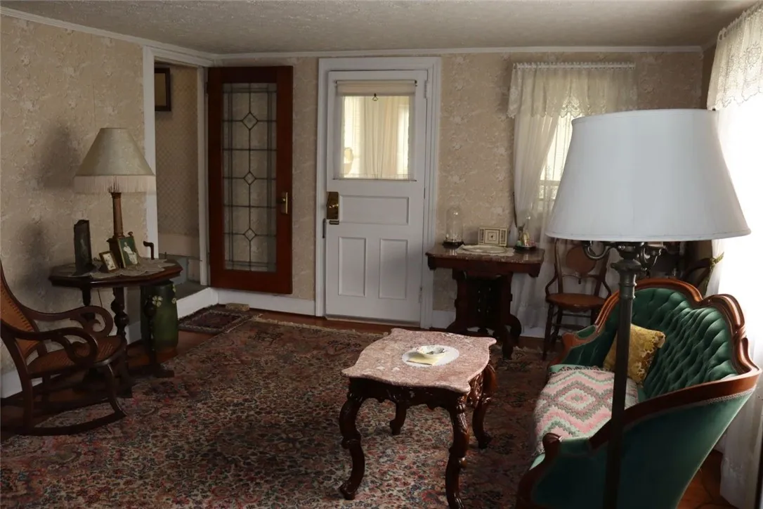 380 North Greece Road, Greece, New York 14468, Greece, New York 14468, 3 Bedrooms Bedrooms, 7 Rooms Rooms,1 BathroomBathrooms,Residential,For Sale,380 North Greece Road, Greece, New York 14468,R1632652