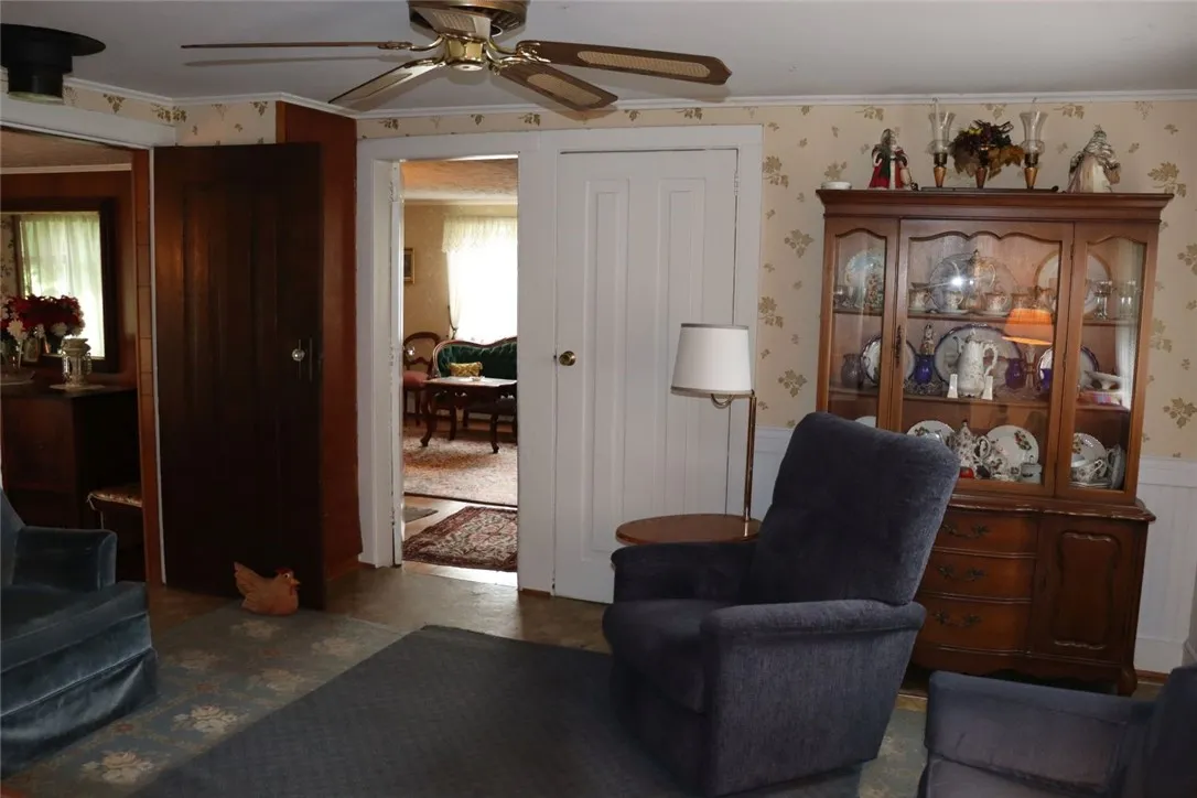 380 North Greece Road, Greece, New York 14468, Greece, New York 14468, 3 Bedrooms Bedrooms, 7 Rooms Rooms,1 BathroomBathrooms,Residential,For Sale,380 North Greece Road, Greece, New York 14468,R1632652