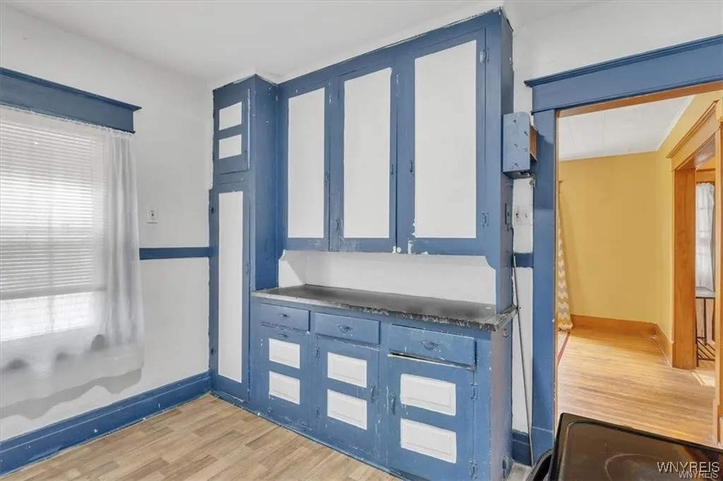 228 Highgate Avenue, Buffalo, New York 14215, Buffalo, New York 14215, 4 Bedrooms Bedrooms, 7 Rooms Rooms,2 BathroomsBathrooms,Residential Lease,For Rent,228 Highgate Avenue, Buffalo, New York 14215,B1632431
