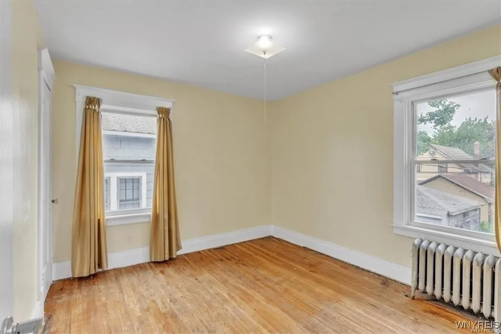 228 Highgate Avenue, Buffalo, New York 14215, Buffalo, New York 14215, 4 Bedrooms Bedrooms, 7 Rooms Rooms,2 BathroomsBathrooms,Residential Lease,For Rent,228 Highgate Avenue, Buffalo, New York 14215,B1632431