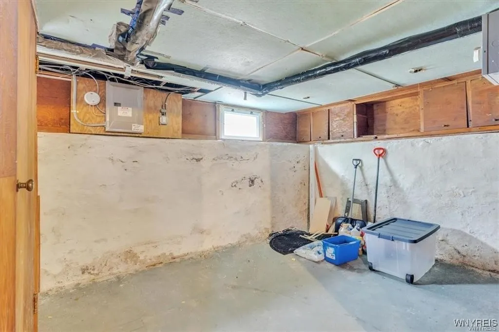 228 Highgate Avenue, Buffalo, New York 14215, Buffalo, New York 14215, 4 Bedrooms Bedrooms, 7 Rooms Rooms,2 BathroomsBathrooms,Residential Lease,For Rent,228 Highgate Avenue, Buffalo, New York 14215,B1632431