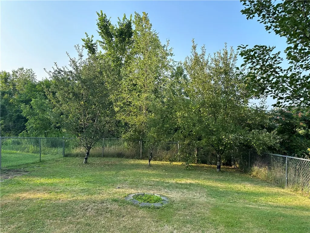 385 Sunset Drive, Corning City, New York 14830, Corning City, New York 14830, 3 Bedrooms Bedrooms, 7 Rooms Rooms,1 BathroomBathrooms,Residential,For Sale,385 Sunset Drive, Corning City, New York 14830,R1633188