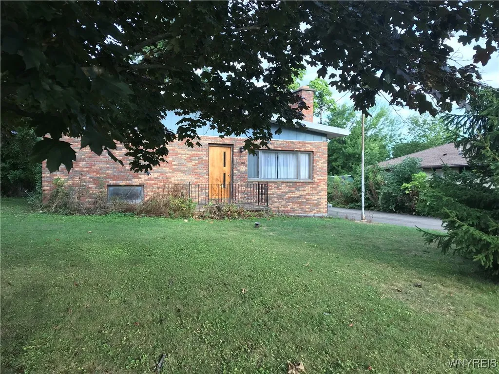 5936 Dover Road, Hamburg, New York 14085, Hamburg, New York 14085, 3 Bedrooms Bedrooms, 6 Rooms Rooms,1 BathroomBathrooms,Residential,For Sale,5936 Dover Road, Hamburg, New York 14085,B1632757