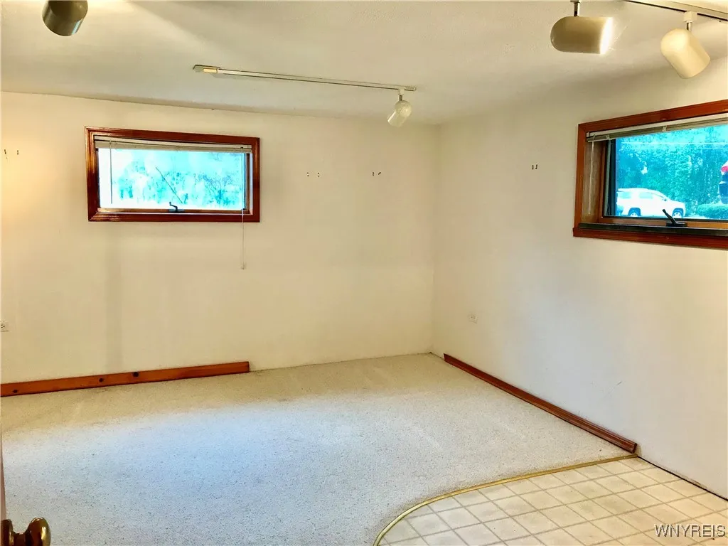 5936 Dover Road, Hamburg, New York 14085, Hamburg, New York 14085, 3 Bedrooms Bedrooms, 6 Rooms Rooms,1 BathroomBathrooms,Residential,For Sale,5936 Dover Road, Hamburg, New York 14085,B1632757