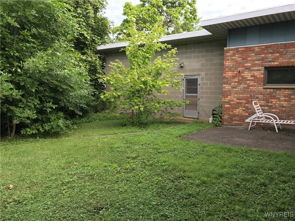5936 Dover Road, Hamburg, New York 14085, Hamburg, New York 14085, 3 Bedrooms Bedrooms, 6 Rooms Rooms,1 BathroomBathrooms,Residential,For Sale,5936 Dover Road, Hamburg, New York 14085,B1632757