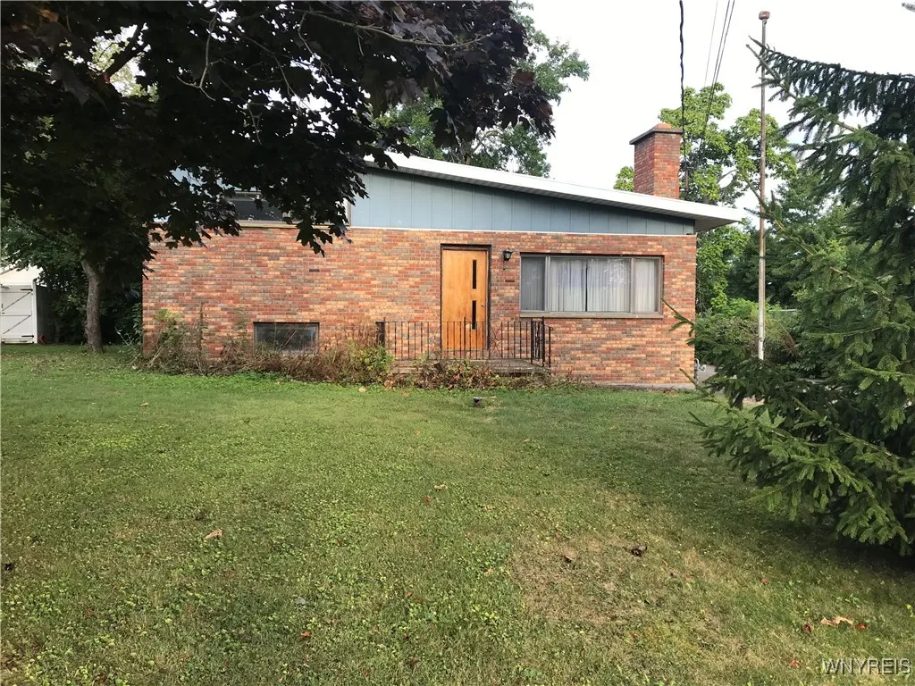5936 Dover Road, Hamburg, New York 14085, Hamburg, New York 14085, 3 Bedrooms Bedrooms, 6 Rooms Rooms,1 BathroomBathrooms,Residential,For Sale,5936 Dover Road, Hamburg, New York 14085,B1632757