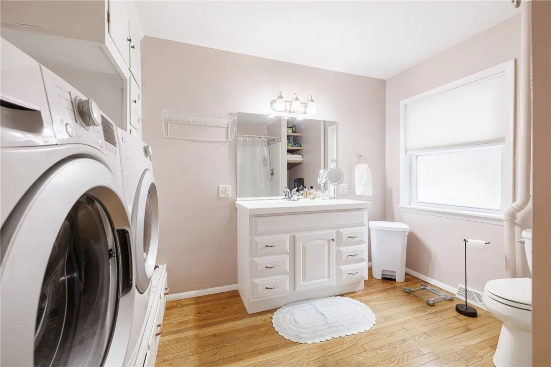 2026 Maple Ave Avenue, Palmyra, New York 14522, Palmyra, New York 14522, 3 Bedrooms Bedrooms, 7 Rooms Rooms,2 BathroomsBathrooms,Residential,For Sale,2026 Maple Ave Avenue, Palmyra, New York 14522,R1632981