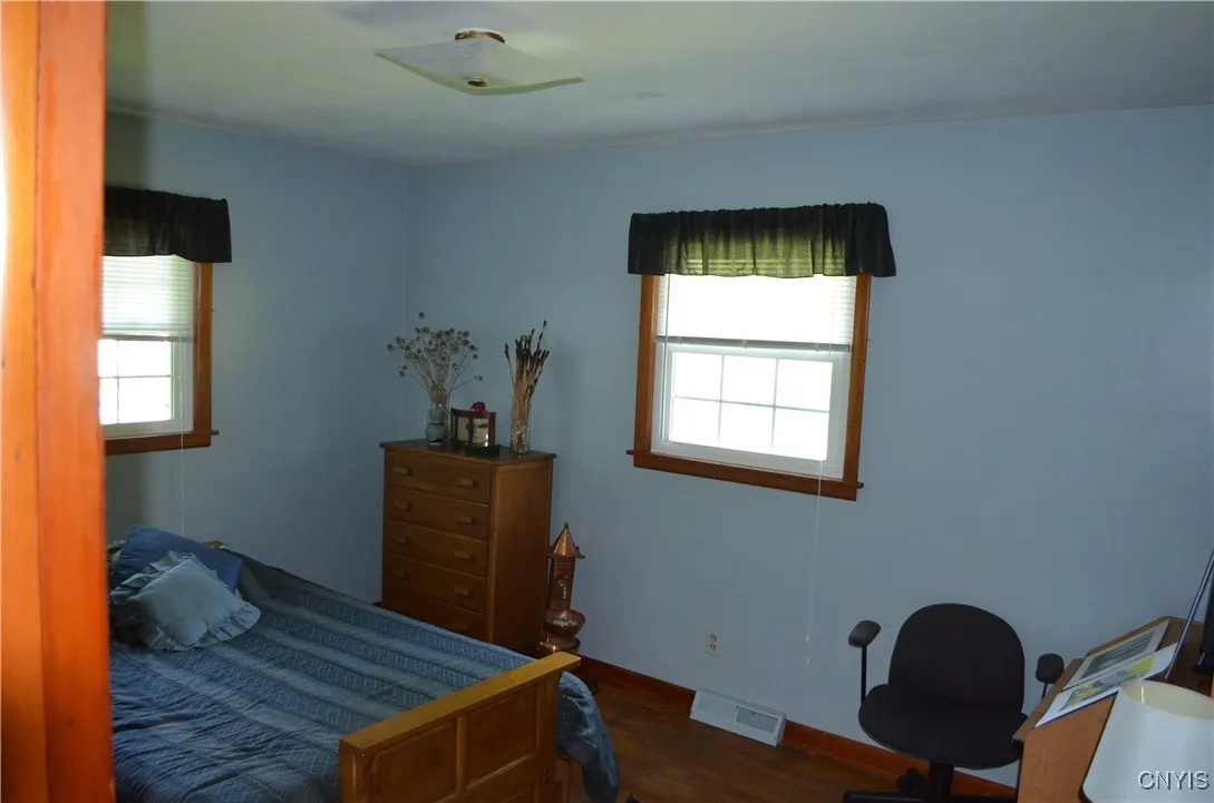 5414 Prescott, Deerfield, New York 13502, Deerfield, New York 13502, 3 Bedrooms Bedrooms, 7 Rooms Rooms,1 BathroomBathrooms,Residential,For Sale,5414 Prescott, Deerfield, New York 13502,S1627238