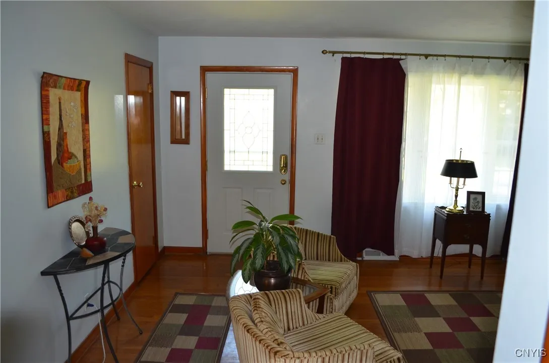 5414 Prescott, Deerfield, New York 13502, Deerfield, New York 13502, 3 Bedrooms Bedrooms, 7 Rooms Rooms,1 BathroomBathrooms,Residential,For Sale,5414 Prescott, Deerfield, New York 13502,S1627238