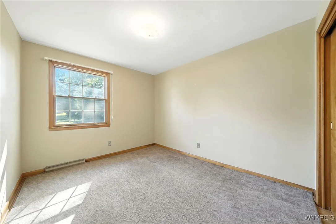 98 6th Ave, Lancaster, New York 14086, Lancaster, New York 14086, 3 Bedrooms Bedrooms, 5 Rooms Rooms,1 BathroomBathrooms,Residential,For Sale,98 6th Ave, Lancaster, New York 14086,B1632844