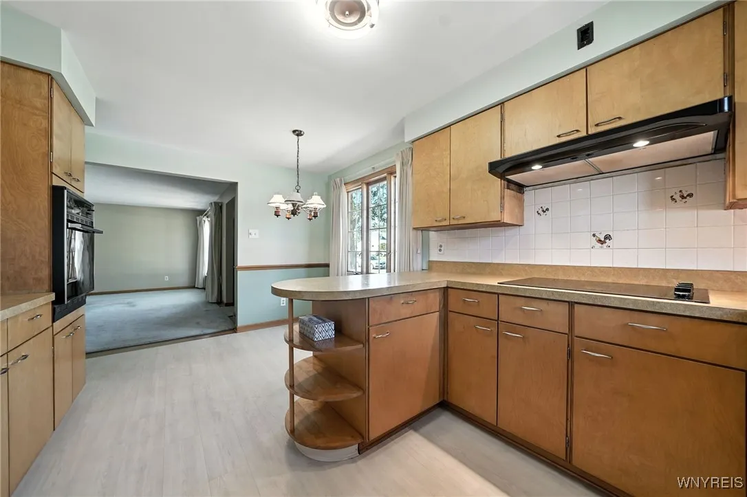 98 6th Ave, Lancaster, New York 14086, Lancaster, New York 14086, 3 Bedrooms Bedrooms, 5 Rooms Rooms,1 BathroomBathrooms,Residential,For Sale,98 6th Ave, Lancaster, New York 14086,B1632844