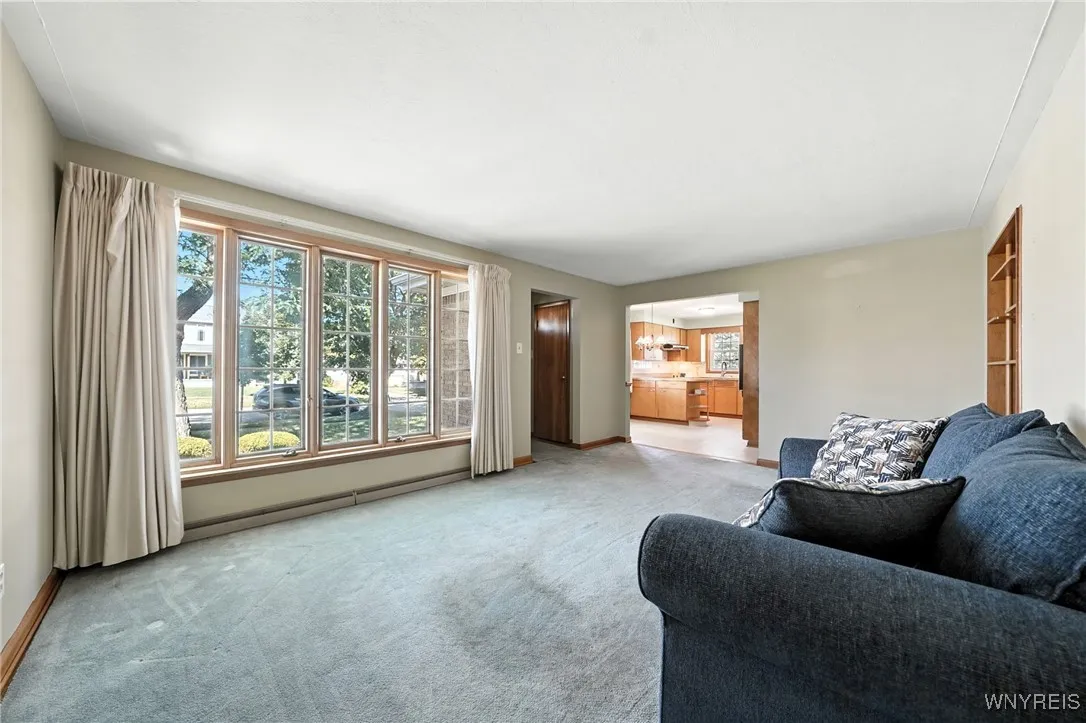 98 6th Ave, Lancaster, New York 14086, Lancaster, New York 14086, 3 Bedrooms Bedrooms, 5 Rooms Rooms,1 BathroomBathrooms,Residential,For Sale,98 6th Ave, Lancaster, New York 14086,B1632844