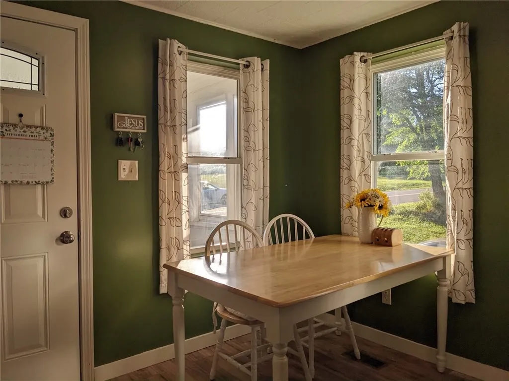 5885 County Road 11, Catharine, New York 14805, Catharine, New York 14805, 2 Bedrooms Bedrooms, 6 Rooms Rooms,1 BathroomBathrooms,Residential,For Sale,5885 County Road 11, Catharine, New York 14805,R1632542