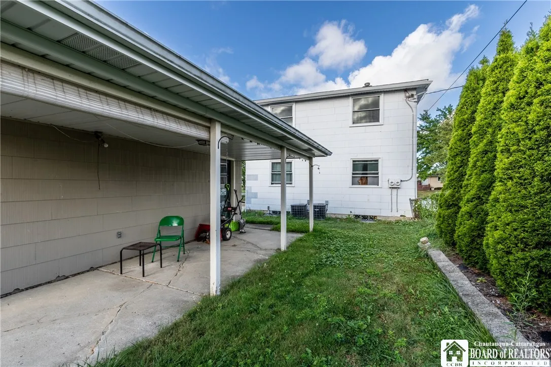 187 Sprucewood Drive 2, Cheektowaga, New York 1422, Cheektowaga, New York 14227, 6 Bedrooms Bedrooms, ,2 BathroomsBathrooms,Residential,For Sale,187 Sprucewood Drive 2, Cheektowaga, New York 1422,R1631602