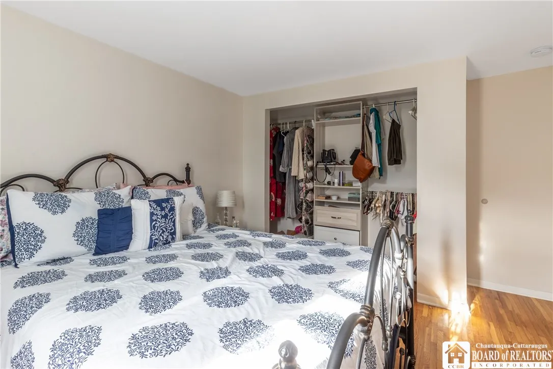 187 Sprucewood Drive 2, Cheektowaga, New York 1422, Cheektowaga, New York 14227, 6 Bedrooms Bedrooms, ,2 BathroomsBathrooms,Residential,For Sale,187 Sprucewood Drive 2, Cheektowaga, New York 1422,R1631602