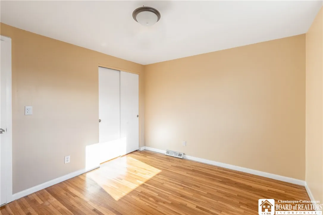 187 Sprucewood Drive 2, Cheektowaga, New York 1422, Cheektowaga, New York 14227, 6 Bedrooms Bedrooms, ,2 BathroomsBathrooms,Residential,For Sale,187 Sprucewood Drive 2, Cheektowaga, New York 1422,R1631602