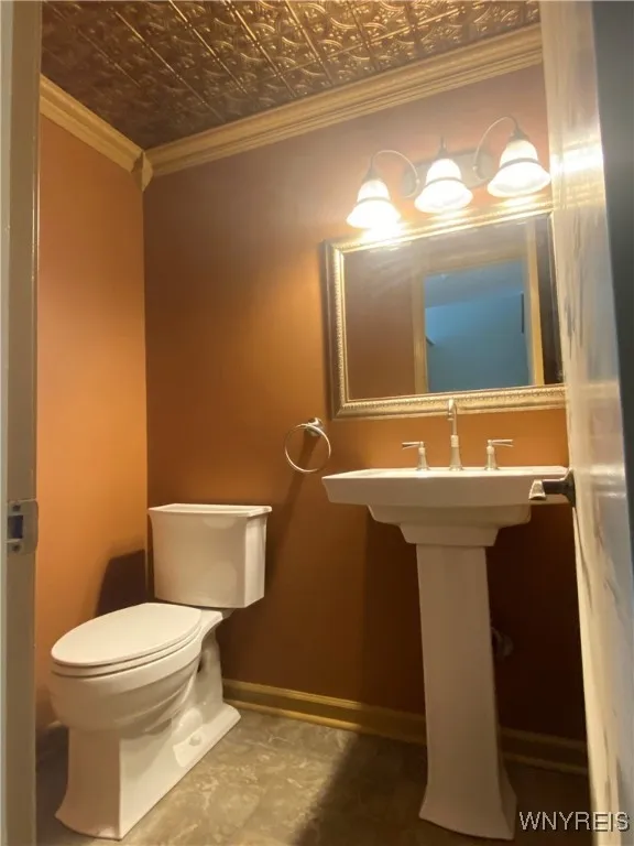 102 Aspenwood Circle, Cicero, New York 13212, Cicero, New York 13212, 3 Bedrooms Bedrooms, 7 Rooms Rooms,1 BathroomBathrooms,Residential,For Sale,102 Aspenwood Circle, Cicero, New York 13212,B1632963