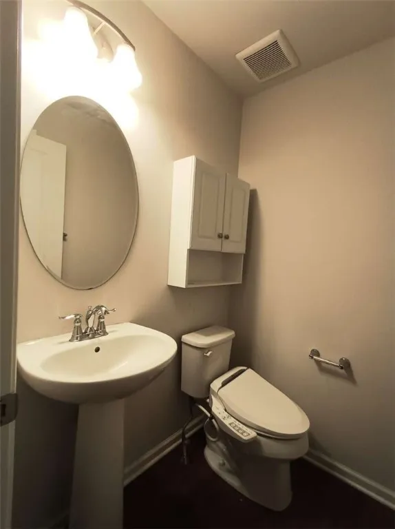 708 Hillspring, Webster, New York 14580, Webster, New York 14580, 4 Bedrooms Bedrooms, 12 Rooms Rooms,2 BathroomsBathrooms,Residential,For Sale,708 Hillspring, Webster, New York 14580,R1633208