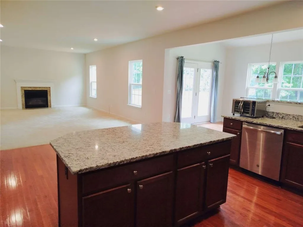 708 Hillspring, Webster, New York 14580, Webster, New York 14580, 4 Bedrooms Bedrooms, 12 Rooms Rooms,2 BathroomsBathrooms,Residential,For Sale,708 Hillspring, Webster, New York 14580,R1633208