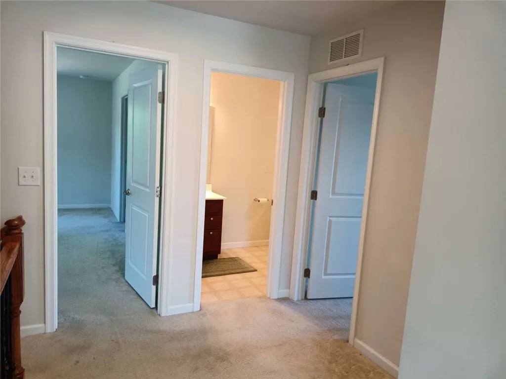 708 Hillspring, Webster, New York 14580, Webster, New York 14580, 4 Bedrooms Bedrooms, 12 Rooms Rooms,2 BathroomsBathrooms,Residential,For Sale,708 Hillspring, Webster, New York 14580,R1633208