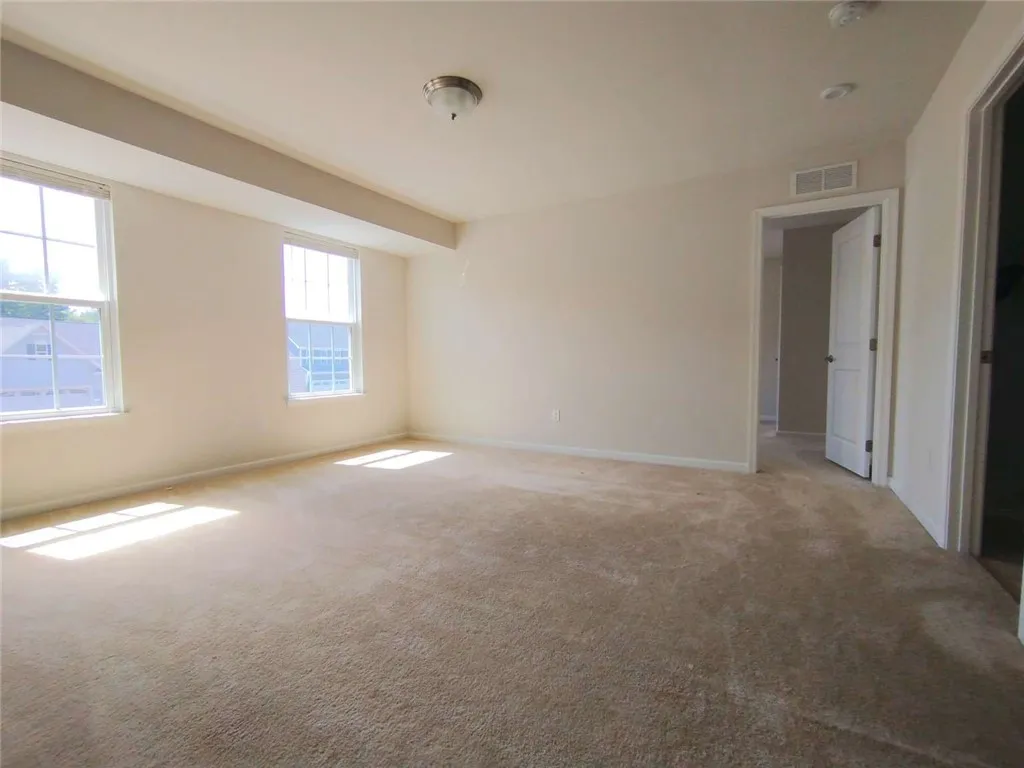 708 Hillspring, Webster, New York 14580, Webster, New York 14580, 4 Bedrooms Bedrooms, 12 Rooms Rooms,2 BathroomsBathrooms,Residential,For Sale,708 Hillspring, Webster, New York 14580,R1633208