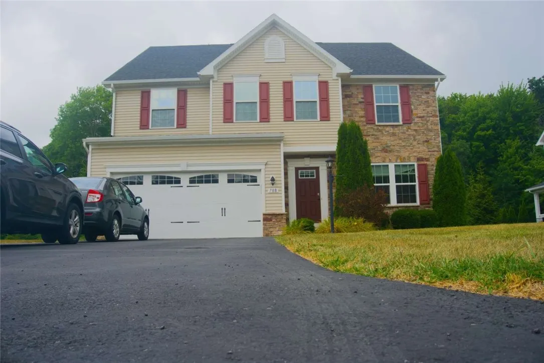 708 Hillspring, Webster, New York 14580, Webster, New York 14580, 4 Bedrooms Bedrooms, 12 Rooms Rooms,2 BathroomsBathrooms,Residential,For Sale,708 Hillspring, Webster, New York 14580,R1633208