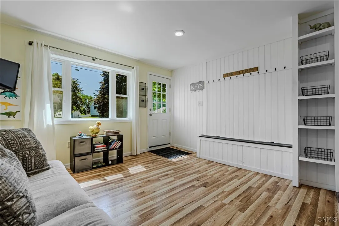 131 Fairway Drive, New Hartford, New York 13413, New Hartford, New York 13413, 3 Bedrooms Bedrooms, 8 Rooms Rooms,2 BathroomsBathrooms,Residential,For Sale,131 Fairway Drive, New Hartford, New York 13413,S1632057