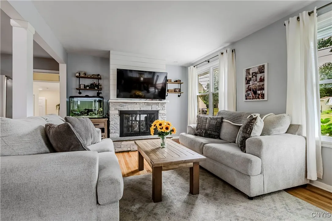 131 Fairway Drive, New Hartford, New York 13413, New Hartford, New York 13413, 3 Bedrooms Bedrooms, 8 Rooms Rooms,2 BathroomsBathrooms,Residential,For Sale,131 Fairway Drive, New Hartford, New York 13413,S1632057