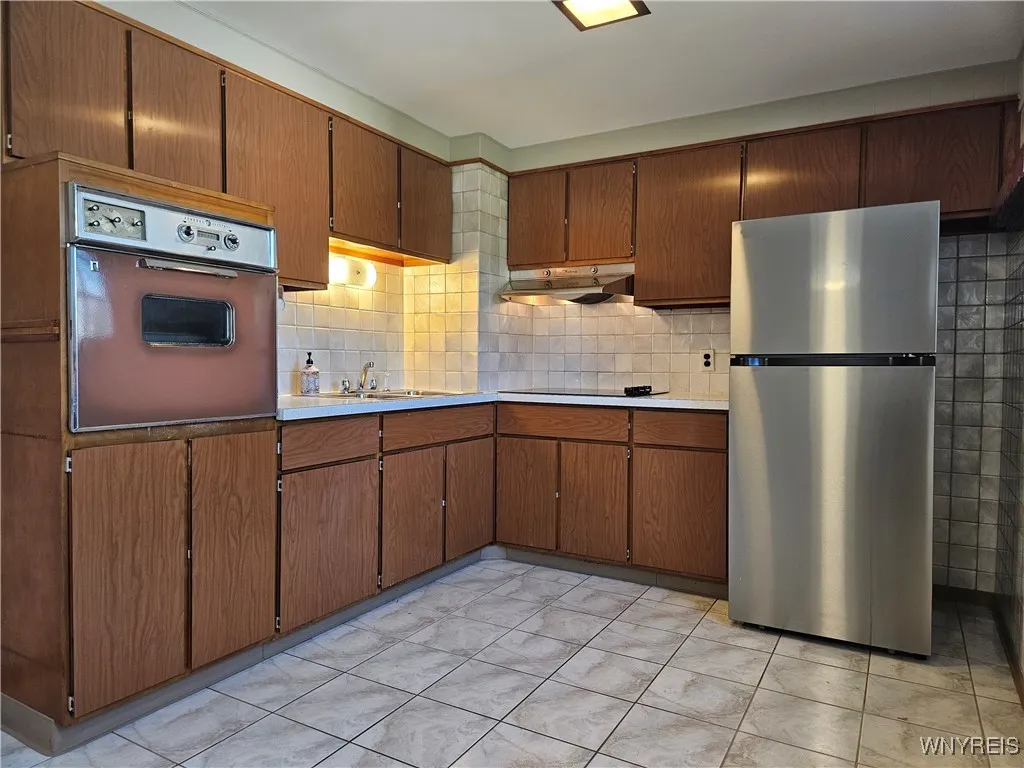 1292 Cleveland Drive, Cheektowaga, New York 14225, Cheektowaga, New York 14225, 4 Bedrooms Bedrooms, 6 Rooms Rooms,1 BathroomBathrooms,Residential Lease,For Rent,1292 Cleveland Drive, Cheektowaga, New York 14225,B1633020