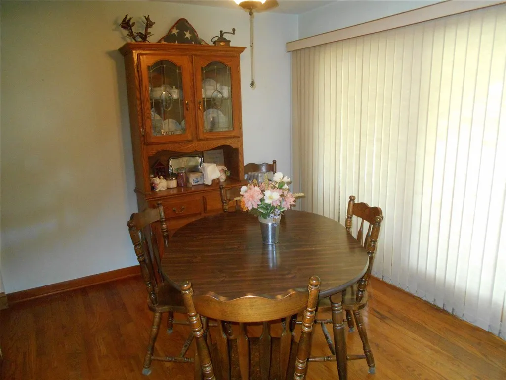 111 Palmer Street, Auburn, New York 13021, Auburn, New York 13021, 2 Bedrooms Bedrooms, 7 Rooms Rooms,2 BathroomsBathrooms,Residential,For Sale,111 Palmer Street, Auburn, New York 13021,R1633211
