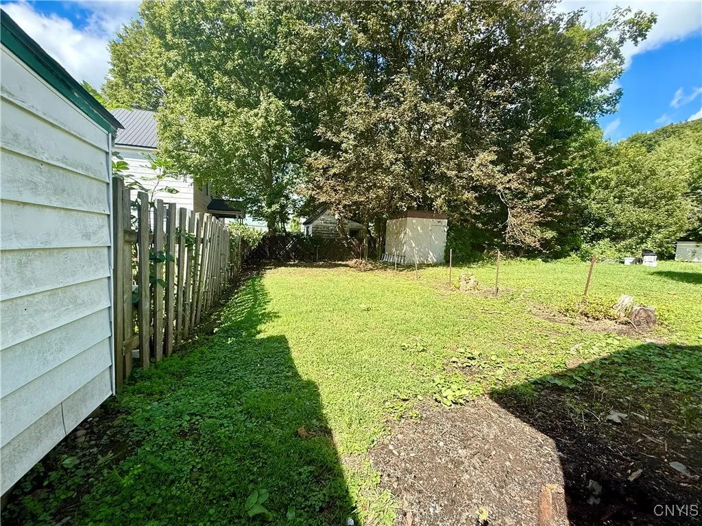 62 Elm Street, Cortland, New York 13045, Cortland, New York 13045, 3 Bedrooms Bedrooms, 9 Rooms Rooms,1 BathroomBathrooms,Residential Lease,For Rent,62 Elm Street, Cortland, New York 13045,S1632387