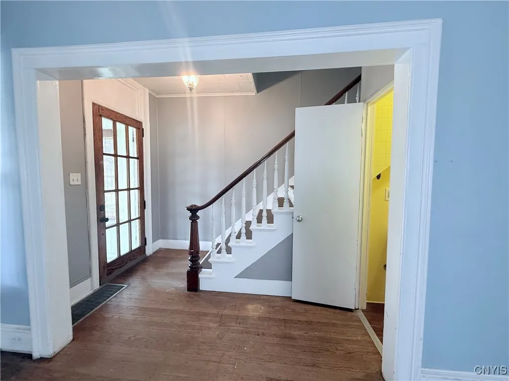 62 Elm Street, Cortland, New York 13045, Cortland, New York 13045, 3 Bedrooms Bedrooms, 9 Rooms Rooms,1 BathroomBathrooms,Residential Lease,For Rent,62 Elm Street, Cortland, New York 13045,S1632387