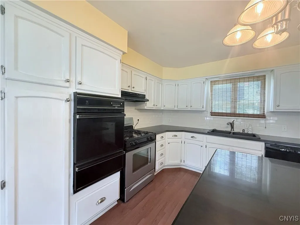 62 Elm Street, Cortland, New York 13045, Cortland, New York 13045, 3 Bedrooms Bedrooms, 9 Rooms Rooms,1 BathroomBathrooms,Residential Lease,For Rent,62 Elm Street, Cortland, New York 13045,S1632387