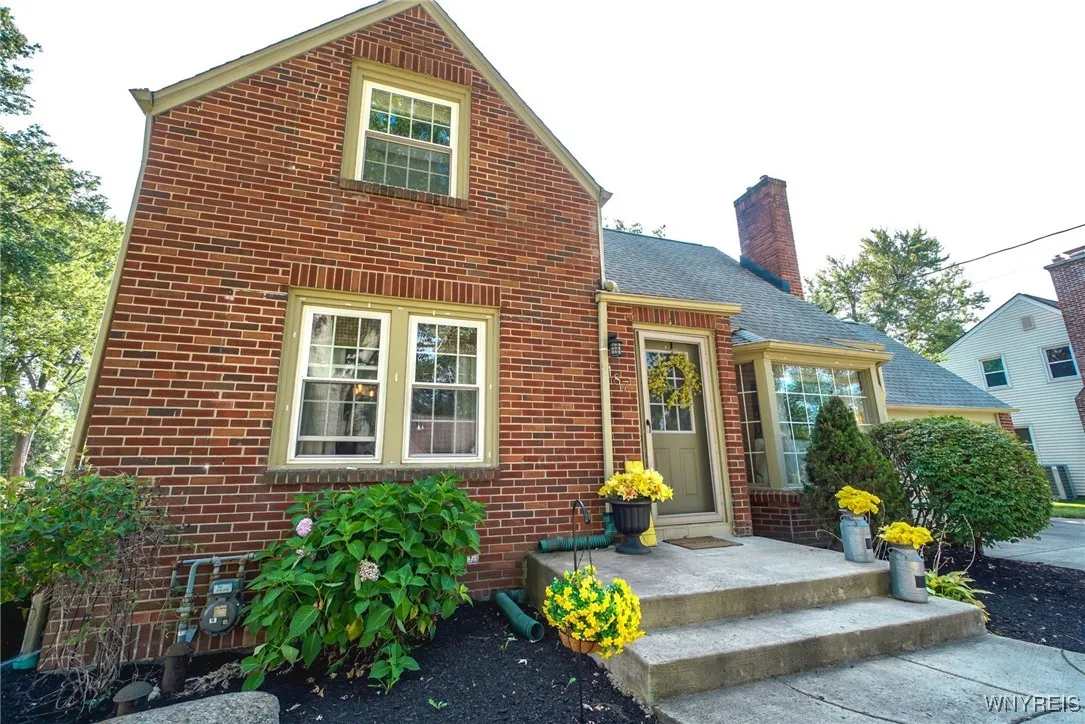187 Hunt Avenue, Hamburg, New York 14075, Hamburg, New York 14075, 3 Bedrooms Bedrooms, 6 Rooms Rooms,1 BathroomBathrooms,Residential,Closed,187 Hunt Avenue, Hamburg, New York 14075,0,B1630371