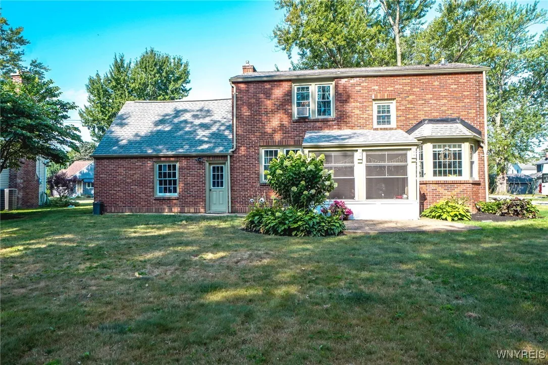 187 Hunt Avenue, Hamburg, New York 14075, Hamburg, New York 14075, 3 Bedrooms Bedrooms, 6 Rooms Rooms,1 BathroomBathrooms,Residential,Closed,187 Hunt Avenue, Hamburg, New York 14075,0,B1630371