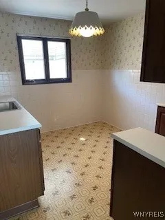 41 Hartwell Road, Buffalo, New York 14216, Buffalo, New York 14216, 4 Bedrooms Bedrooms, ,3 BathroomsBathrooms,Residential,For Sale,41 Hartwell Road, Buffalo, New York 14216,B1633147