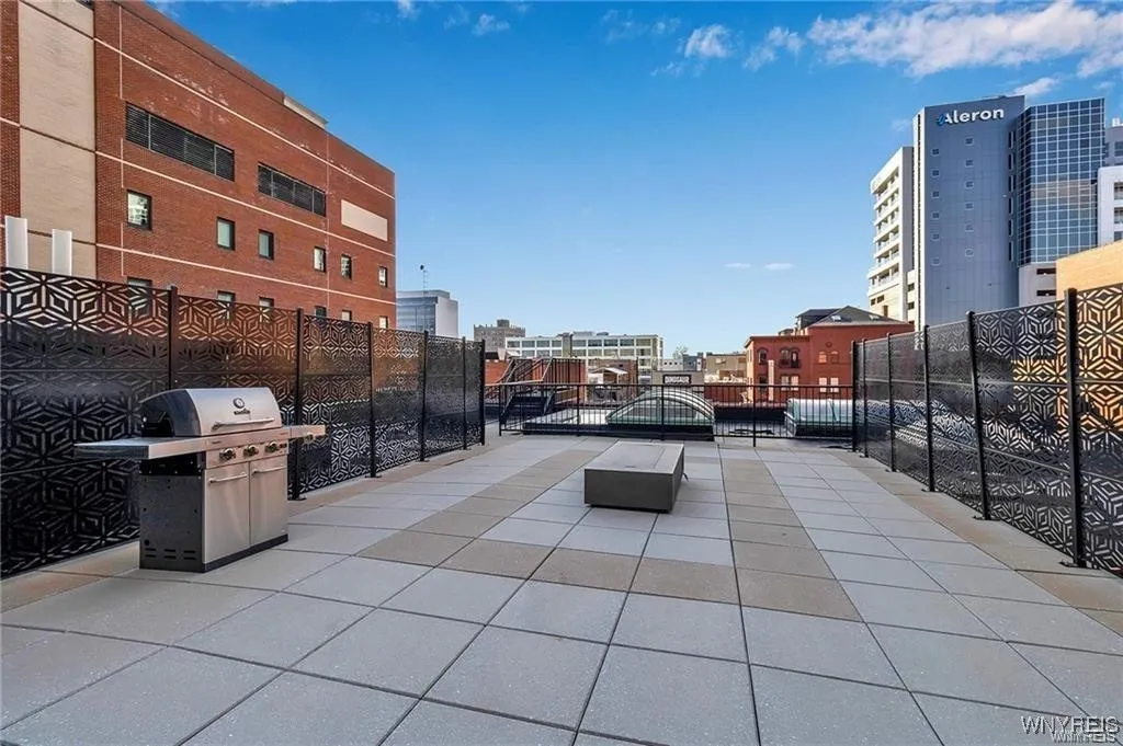 674 Main Street 5, Buffalo, New York 14202, Buffalo, New York 14202, 2 Bedrooms Bedrooms, 8 Rooms Rooms,2 BathroomsBathrooms,Residential Lease,For Rent,674 Main Street 5, Buffalo, New York 14202,B1632614