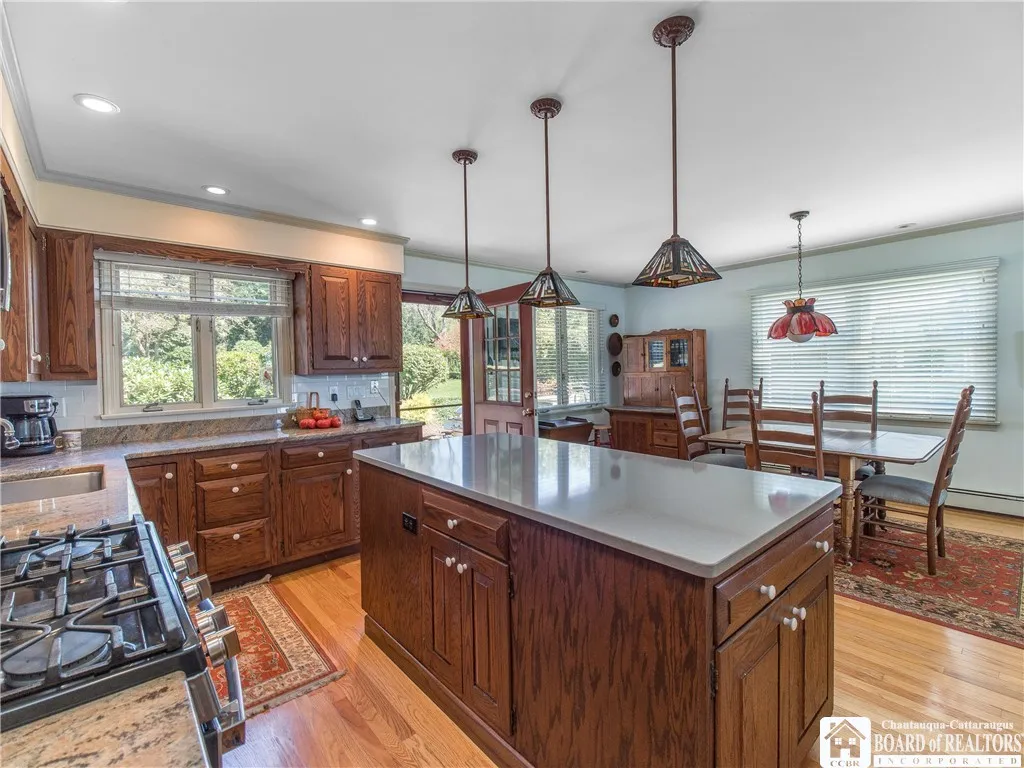 Quartz topped island with storage