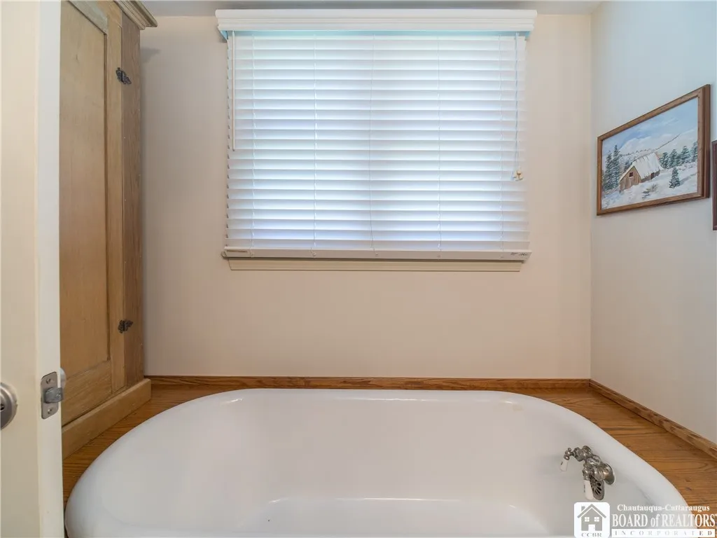 Original soaking tub!