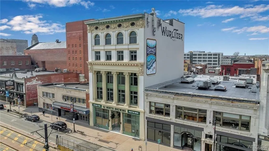 674 Main Street 4, Buffalo, New York 14202, Buffalo, New York 14202, 2 Bedrooms Bedrooms, 8 Rooms Rooms,2 BathroomsBathrooms,Residential,For Sale,674 Main Street 4, Buffalo, New York 14202,B1632610