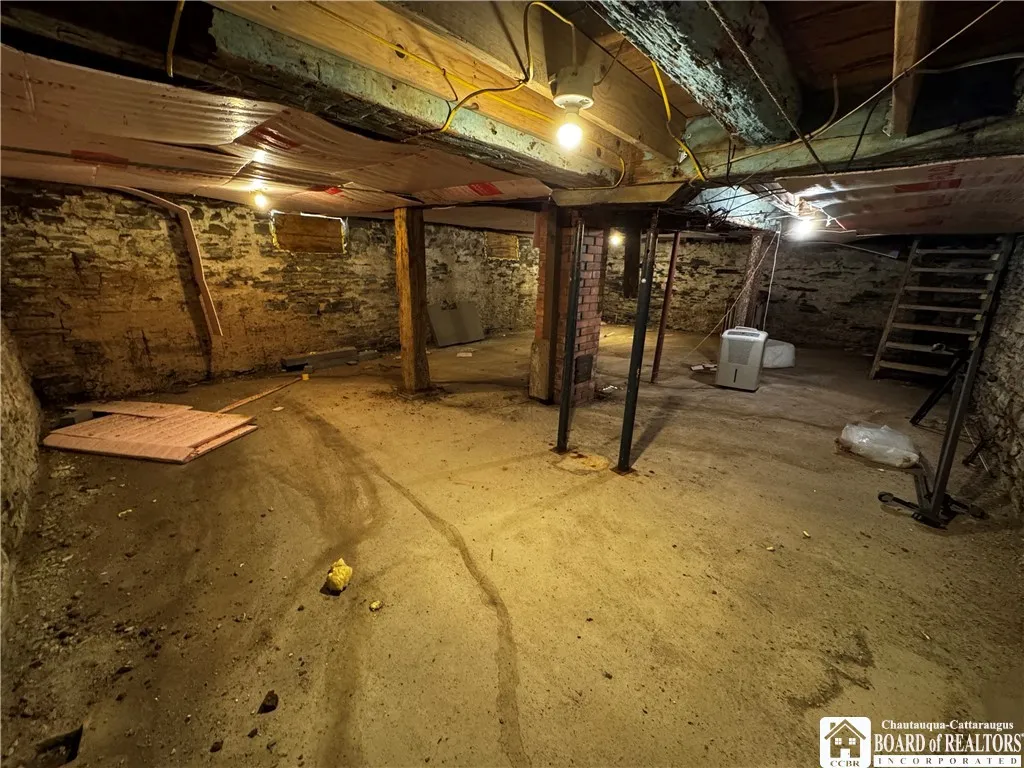 58 North Erie Street, Chautauqua, New York 14757, Chautauqua, New York 14757, 3 Bedrooms Bedrooms, 11 Rooms Rooms,1 BathroomBathrooms,Residential,For Sale,58 North Erie Street, Chautauqua, New York 14757,R1633033