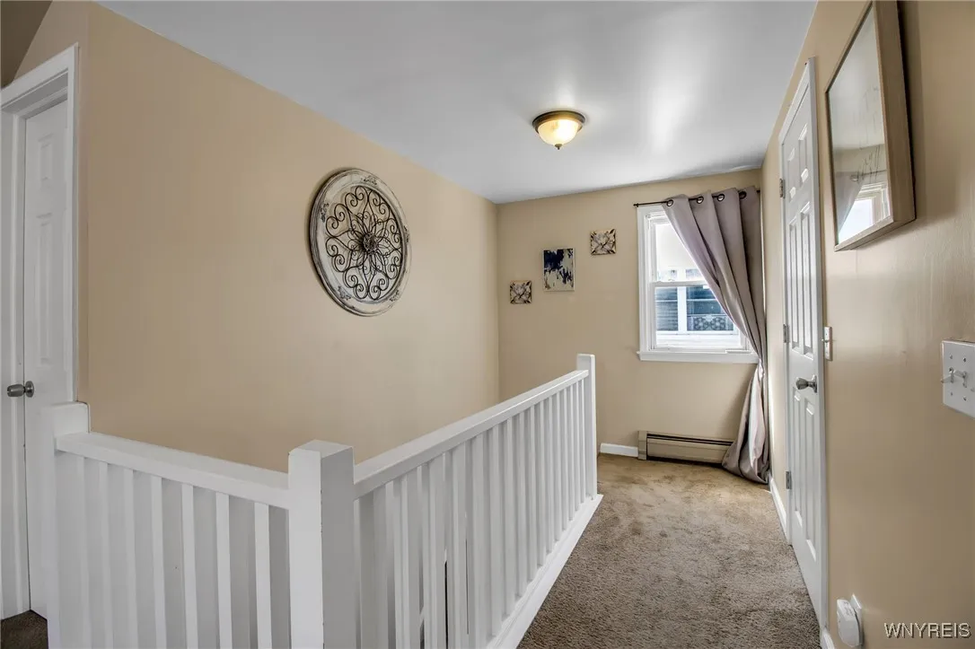 39 Delray Avenue, West Seneca, New York 14224, West Seneca, New York 14224, 3 Bedrooms Bedrooms, 8 Rooms Rooms,2 BathroomsBathrooms,Residential,For Sale,39 Delray Avenue, West Seneca, New York 14224,B1632847