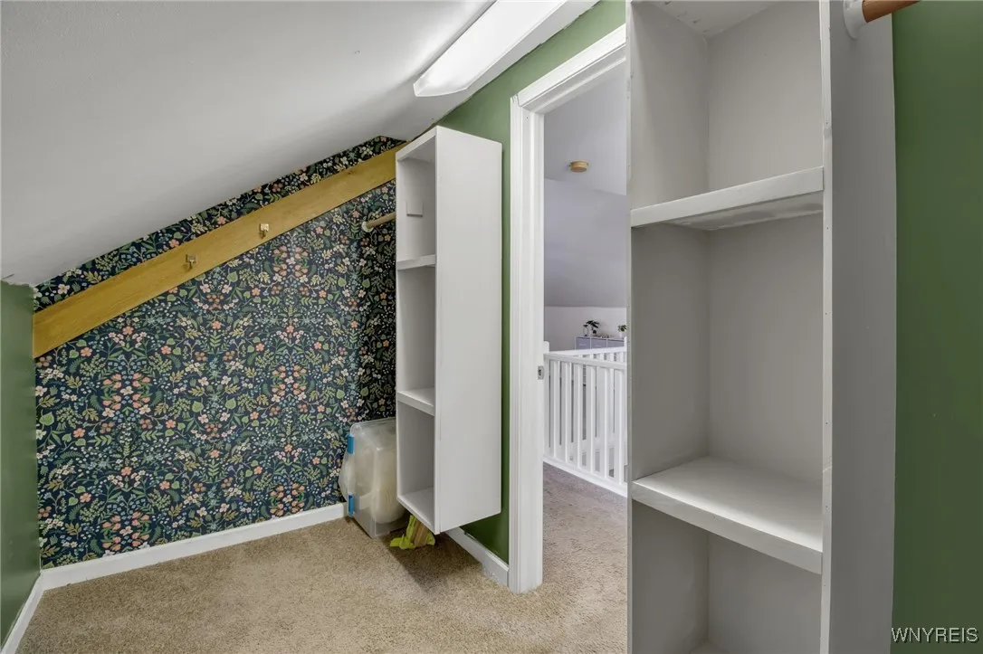 39 Delray Avenue, West Seneca, New York 14224, West Seneca, New York 14224, 3 Bedrooms Bedrooms, 8 Rooms Rooms,2 BathroomsBathrooms,Residential,For Sale,39 Delray Avenue, West Seneca, New York 14224,B1632847