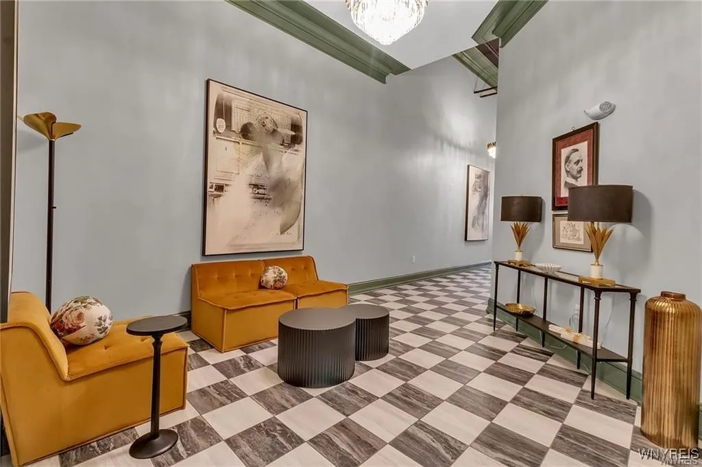 674 Main Street 3, Buffalo, New York 14202, Buffalo, New York 14202, 2 Bedrooms Bedrooms, 8 Rooms Rooms,2 BathroomsBathrooms,Residential,For Sale,674 Main Street 3, Buffalo, New York 14202,B1632605